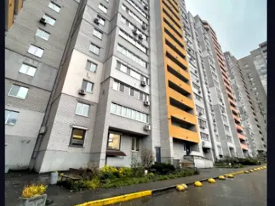 квартира за адресою Братів Горобців вул. (Дмитра Кедріна), 53а