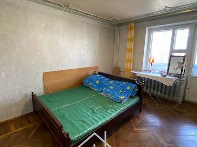 квартира за адресою Дніпровська наб., 13