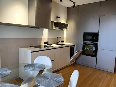 квартира за адресою Драгоманова вул., 31а