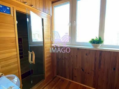 квартира за адресою Анни Ахматової вул., 43