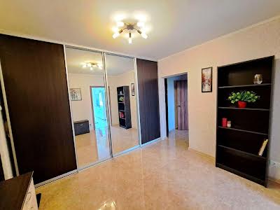 квартира за адресою Науки просп., 55-А