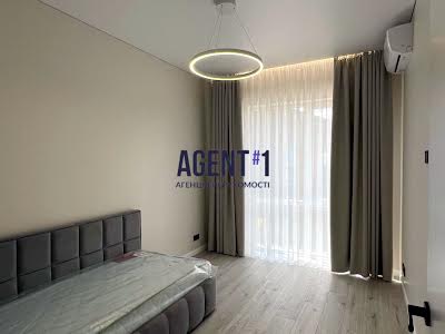 будинок за адресою Приозерна вул.