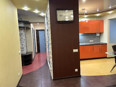 квартира за адресою Шовкуненка вул., 5