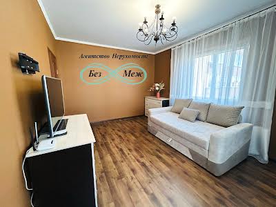 квартира по адресу Леси Украинки ул., 11