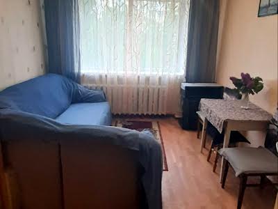 квартира за адресою Олексія Вадатурського вул. (Маршала Малиновського), 71