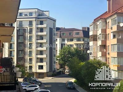 квартира за адресою Хіри, 10