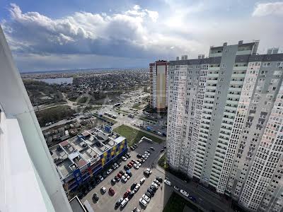 квартира за адресою Софії Русової вул., 7-а