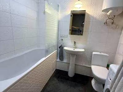 квартира за адресою Регенераторна вул., 4к4