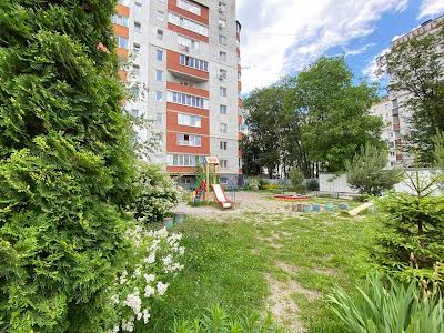квартира по адресу Водопровідна ул., 75/2