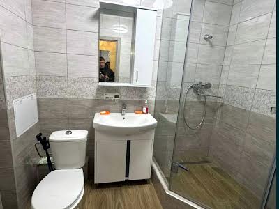 квартира за адресою Михайла Максимовича вул. (Онуфрія Трутенка), 7