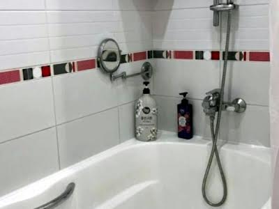 квартира за адресою Драгоманова вул., 8