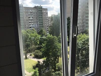 квартира по адресу Романа Шухевича просп. (Ватутина), 22-А