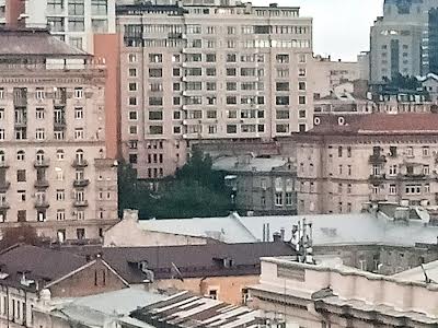 квартира за адресою Богдана Хмельницького вул., 10