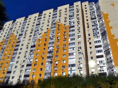 квартира за адресою Григорія Ващенка вул., 1