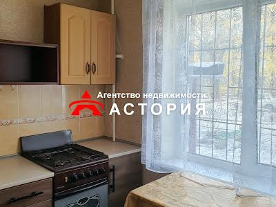 квартира за адресою Полякова, 3Б