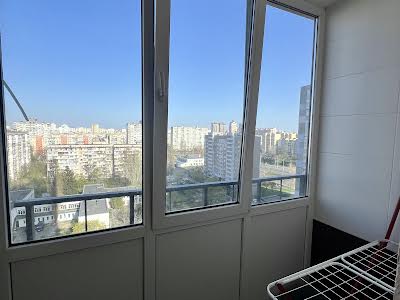 квартира за адресою Богатирська вул., 6 А