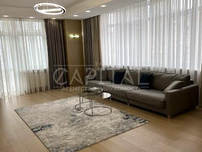 квартира за адресою Олександра Кониського вул., 44