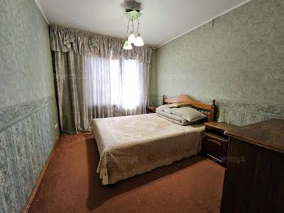 квартира по адресу Героев просп., 32
