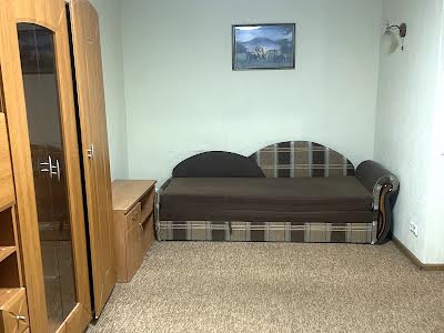 квартира за адресою Черняховського вул., 4