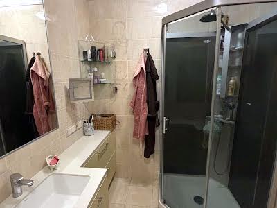 квартира за адресою Срібнокільська вул., 1