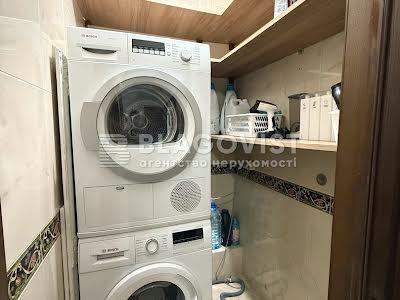 квартира за адресою Регенераторна вул., 4 к1