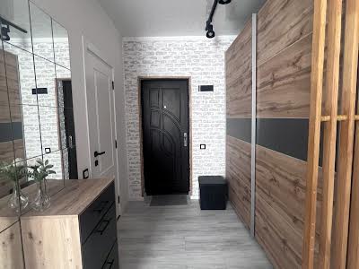 квартира по адресу Практичная ул., 1