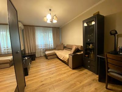 квартира за адресою Балківська вул., 141