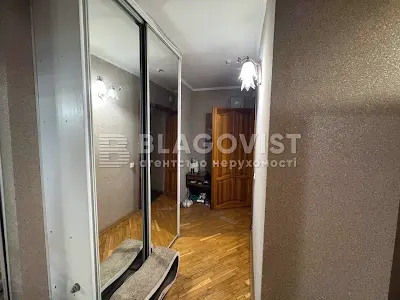 квартира за адресою Дніпровська набережна вул., 3