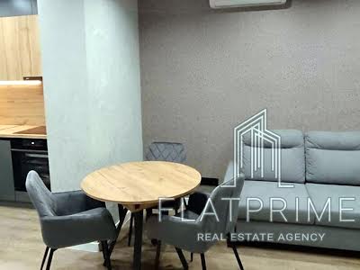 квартира за адресою Ревуцького вул., 40-Б