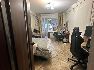 квартира за адресою Сірожупанників вул. (Валентина Сєрова), 30-А