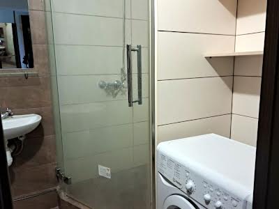 квартира за адресою Ревуцького вул., 13