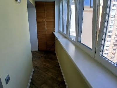 квартира за адресою Оноре де Бальзака вул., 65
