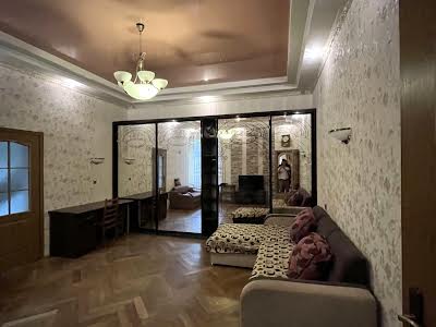 квартира за адресою Грушевського Михайла, 18