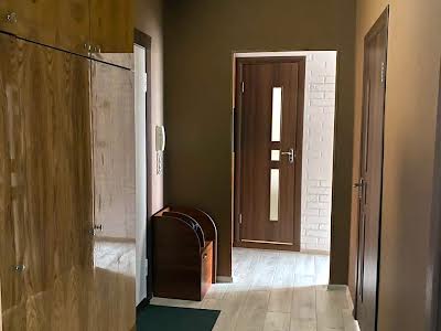 квартира за адресою Макарова, 6