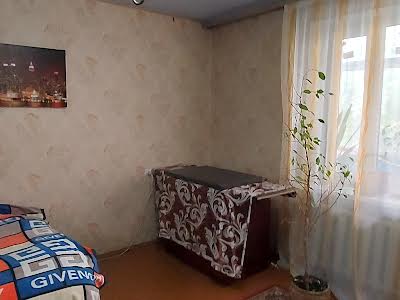 квартира по адресу Квітнева ул., 4а