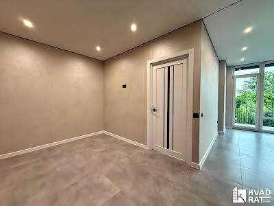 квартира за адресою Флотська вул., 10б
