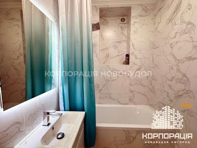 кімната за адресою Ракоці, 16