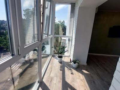 квартира за адресою Миколаїв, Артилерійська вул., 10
