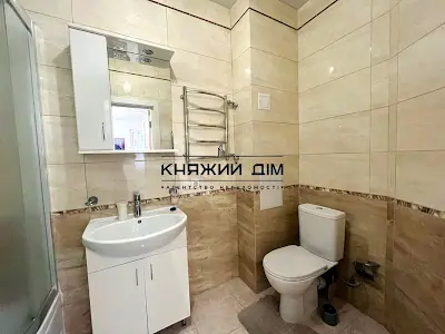квартира за адресою Феодосійська вул., 3-В
