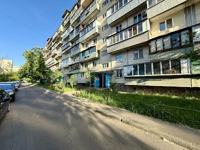 квартира по адресу Героев Полка 