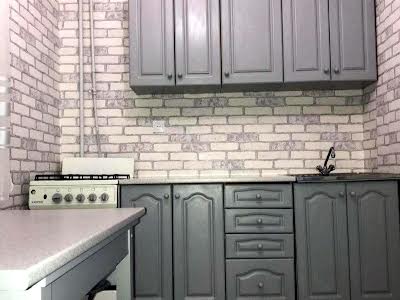 квартира за адресою Київ, Лариси Руденко вул., 8