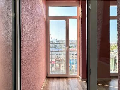 квартира за адресою Регенераторна вул., 4 к2