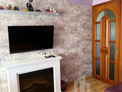 квартира по адресу Героев Днепра ул., 38Б