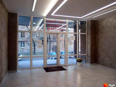 квартира за адресою Металургів просп., 8-А