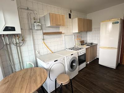 квартира за адресою Товарна вул., 2
