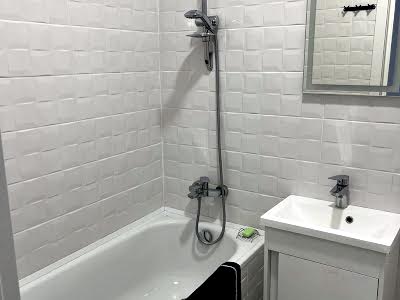 квартира за адресою Магістральна вул., 33
