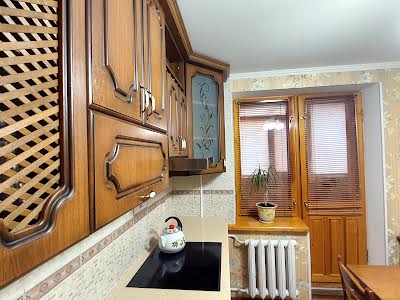 квартира за адресою Садовая, 9
