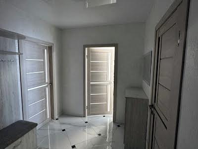 квартира за адресою Мельника, 10