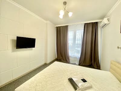 квартира по адресу Ревуцкого ул., 40 В
