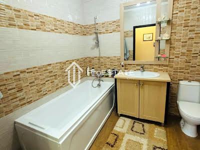 квартира по адресу Бориспольская ул., 4